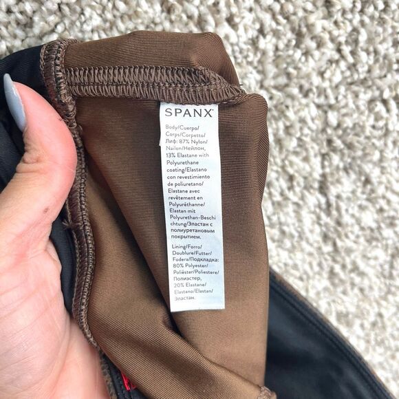 Spanx Leggings Women’s Small Brown Faux Leather Snakeskin Print - Picture 6 of 8